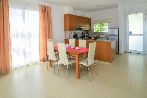 Coral Bay Villa 10