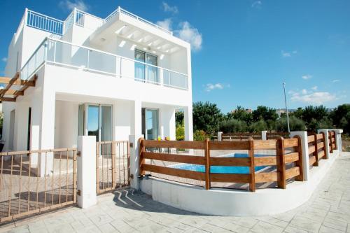 Coral Bay Villa 10