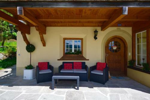 Apartments Villa Surlej