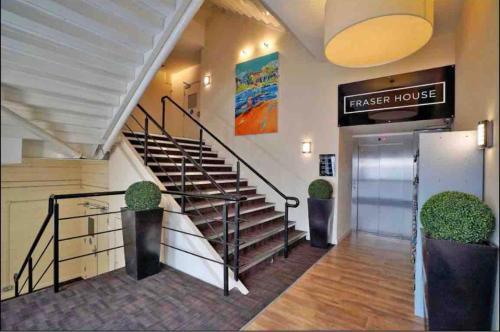 Fraser House Executive 3 Bedrooms Apartment