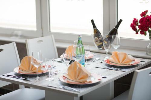 Hostal Apartments O Sole Mio