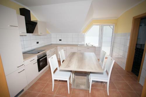 Hostal Apartments O Sole Mio