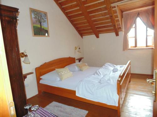 Hostal Guest House Kozjak