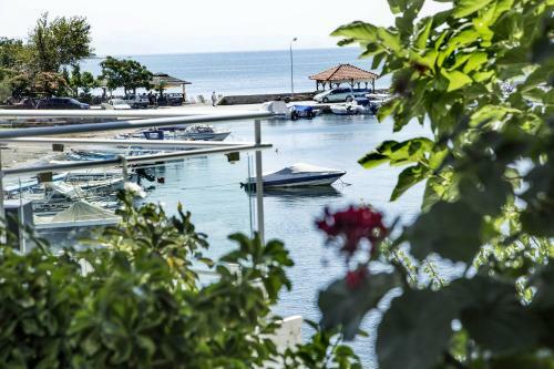 Porto Evia Boutique Hotel