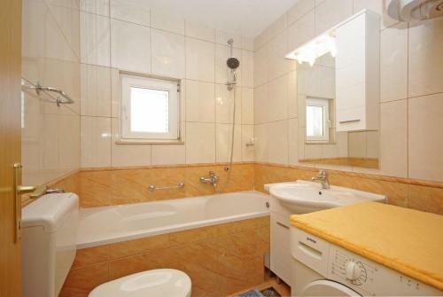 Villa Vila Nova With Private Heating Pool And Jacuzzi