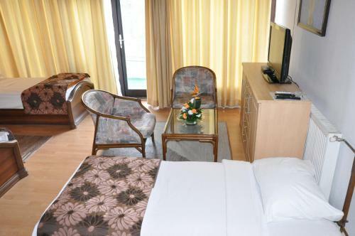 Hotel Simpo Pr?ar