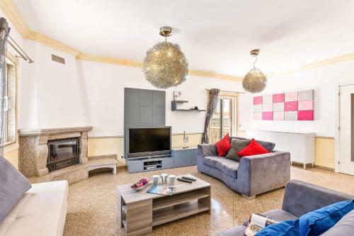 Villa Aila By Villa Plus