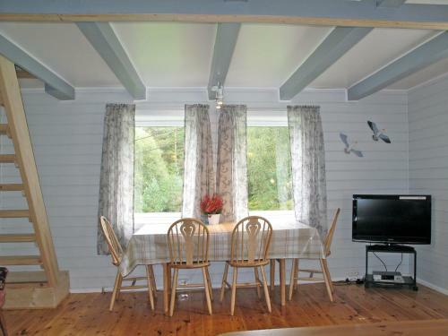 Holiday Home Laksev�gen - Fjh614
