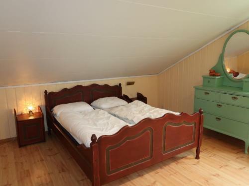 Holiday Home Gule Huset - Fjh639
