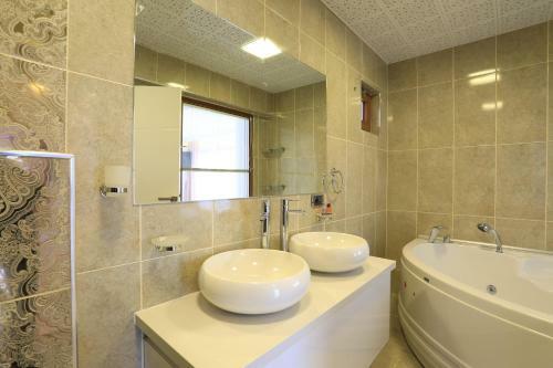 Shimal Residence Hotel
