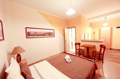 Bed & Breakfast Rooms Konak Mikan