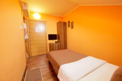 Bed & Breakfast Rooms Konak Mikan