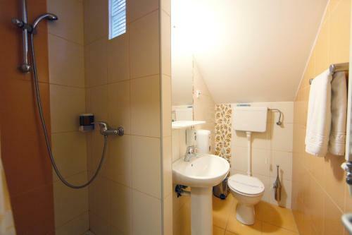 Bed & Breakfast Rooms Konak Mikan