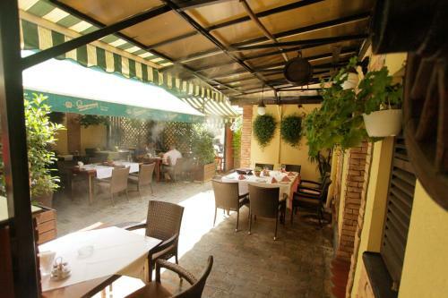 Bed & Breakfast Rooms Konak Mikan