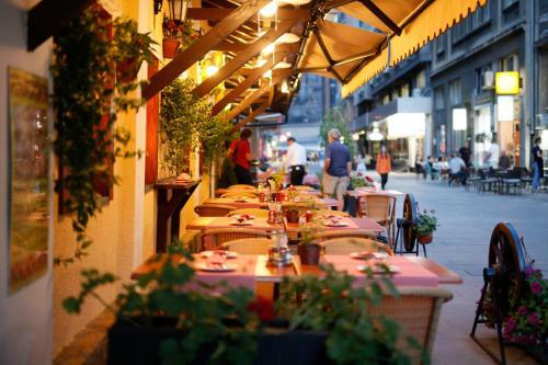 Bed & Breakfast Rooms Konak Mikan