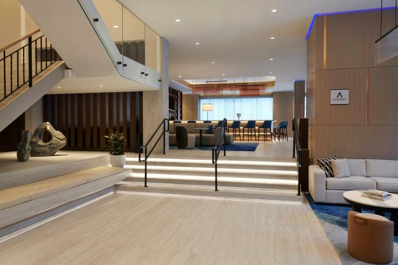 Kingston Marriott Hotel