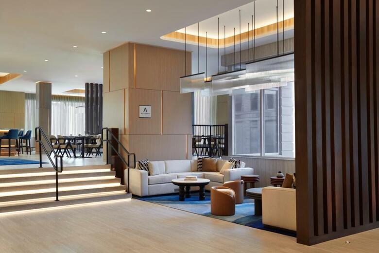 Kingston Marriott Hotel