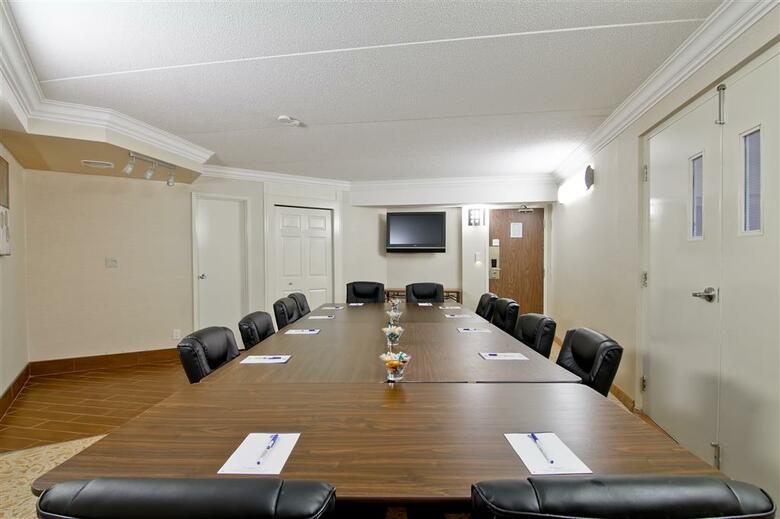 Hotel Comfort Inn Kitchener - Standard Cb