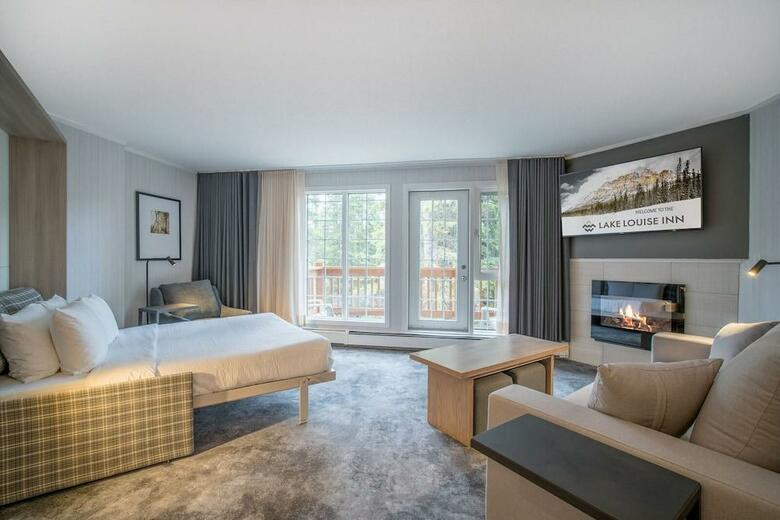 Hotel Lake Louise Inn
