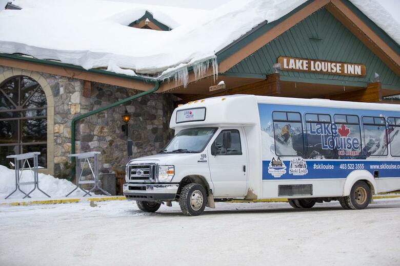 Hotel Lake Louise Inn