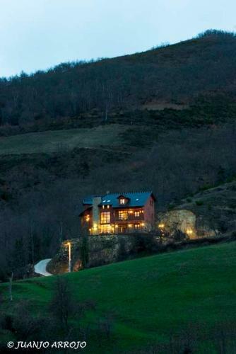 Apartamentos Rurales Casa La Fonte