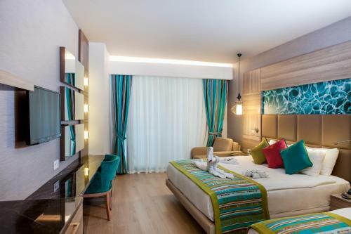 Long Beach Harmony Hotel