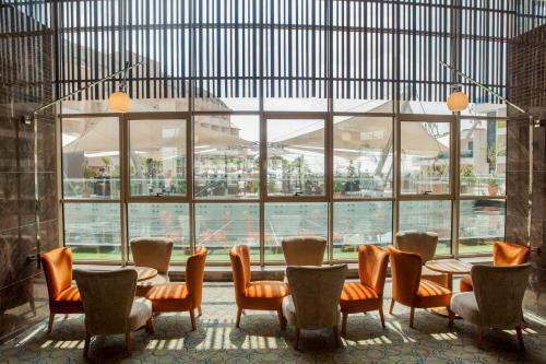 Long Beach Harmony Hotel