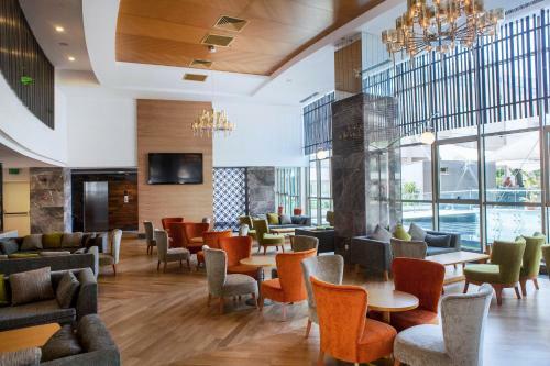 Long Beach Harmony Hotel