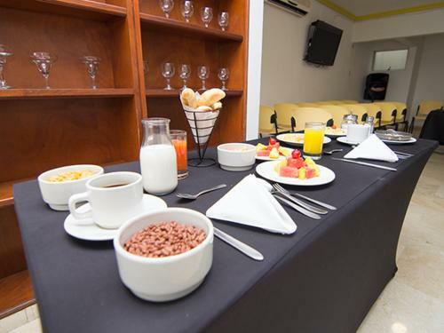 Hotel Castellana Real Cali