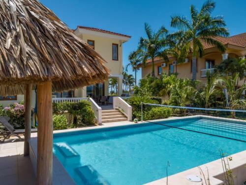 Villa Merry Gecko -waterfront In Gated Community