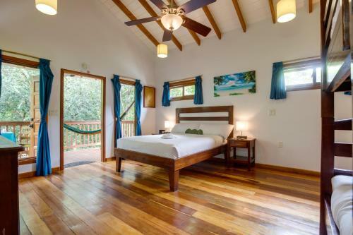Hotel Mariposa Belize Beach Resort