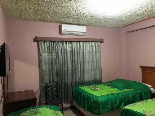 Hostal Hotel Guest House Inn