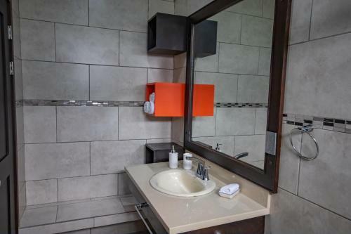 Apartamentos Equipados Rya Del Volc�n