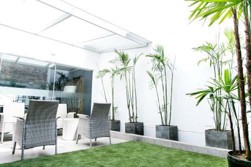Apart Hotel Petit Palace Suites