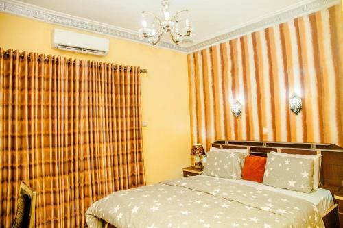 Apartamento Tobby Royal Suites
