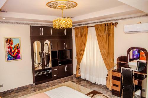 Apartamento Tobby Royal Suites