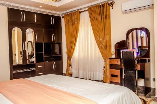 Apartamento Tobby Royal Suites