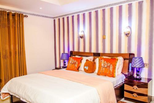 Apartamento Tobby Royal Suites
