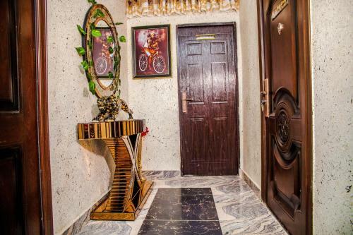 Apartamento Tobby Royal Suites
