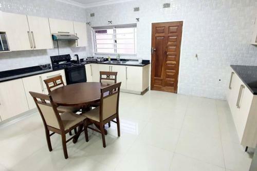 Artem Apartments - Flat 3