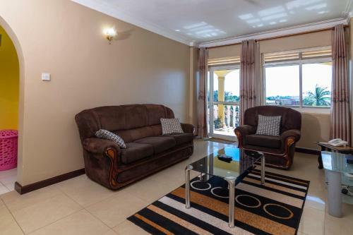 Hotel Karibu Bb Suites