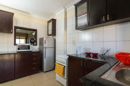 Hotel Karibu Bb Suites
