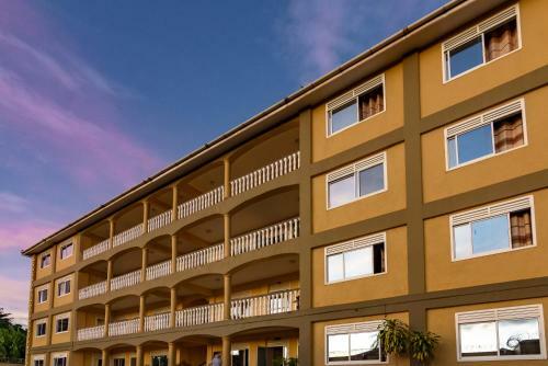 Hotel Karibu Bb Suites