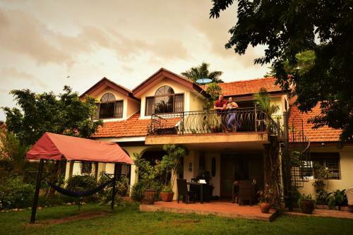 Hostal Elementis Entebbe