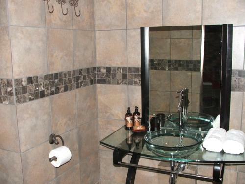 Hotel 24 Onvrey 3 Star Guest House