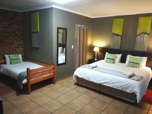 Hotel 24 Onvrey 3 Star Guest House