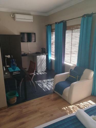 Hotel 24 Onvrey 3 Star Guest House