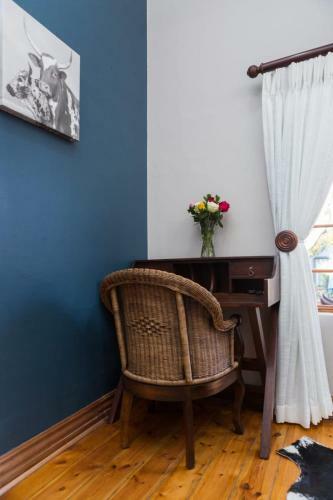 Hostal Touching Senses Garden Cottages