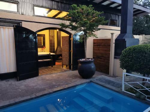Hostal Tula@159