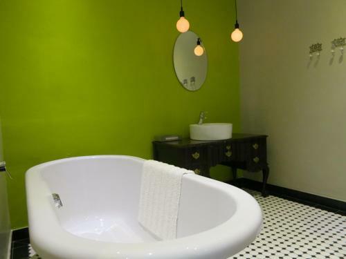 Hostal Dias Guest House
